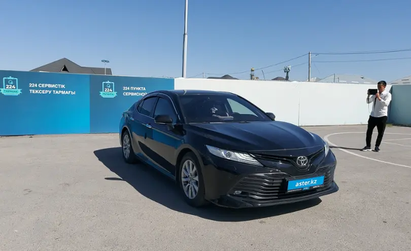 Toyota Camry 2018 года за 12 000 000 тг. в Шымкент фото 2