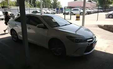 Toyota Camry 2016 года за 9 300 000 тг. в Алматы фото 3