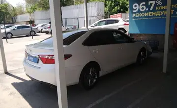 Toyota Camry 2016 года за 9 300 000 тг. в Алматы