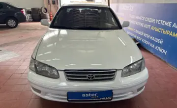 Toyota Camry 2001 года за 3 500 000 тг. в Астана фото 2