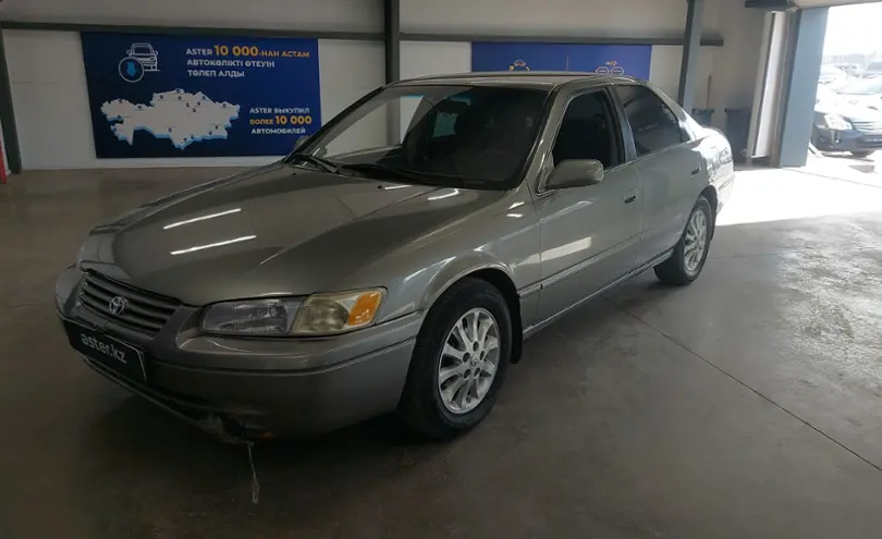Toyota Camry 1997 года за 3 000 000 тг. в Астана