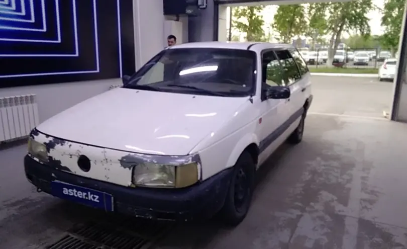 Volkswagen Passat 1993 года за 1 100 000 тг. в Павлодар