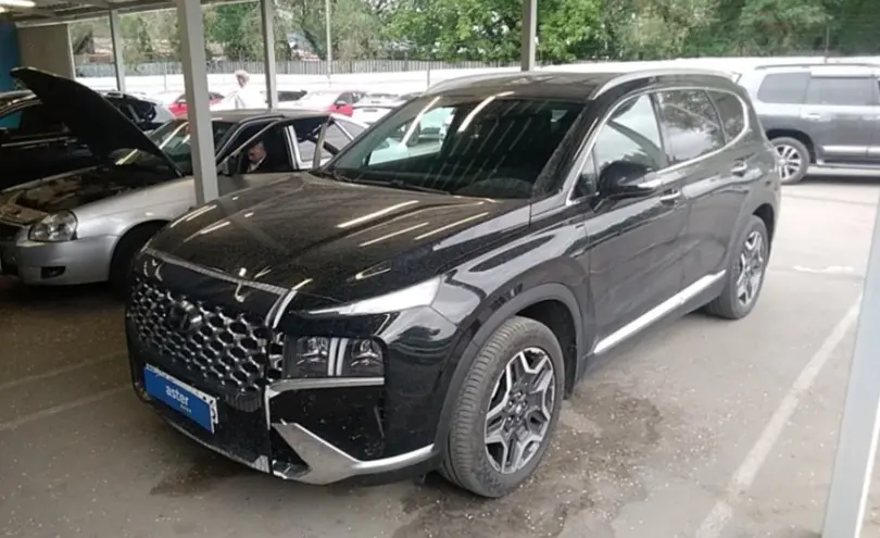 Hyundai Santa Fe 2023 года за 18 500 000 тг. в Алматы