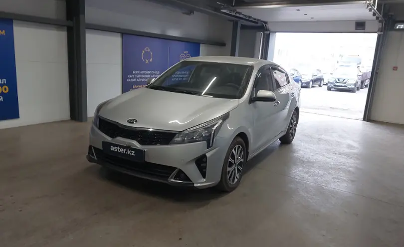 Kia Rio 2021 года за 8 400 000 тг. в Астана
