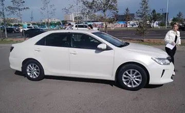 Toyota Camry 2016 года за 11 000 000 тг. в Астана фото 4