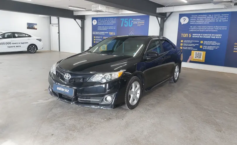 Toyota Camry 2014 года за 8 500 000 тг. в Астана