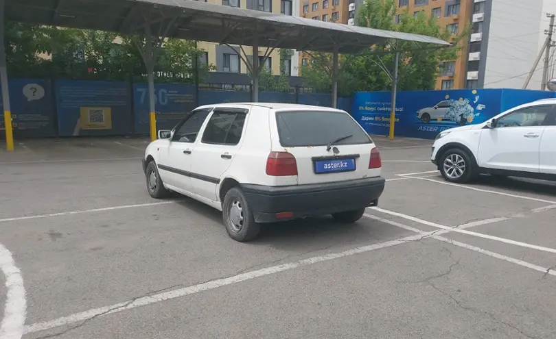 Volkswagen Golf 1993 года за 800 000 тг. в Алматы фото 4