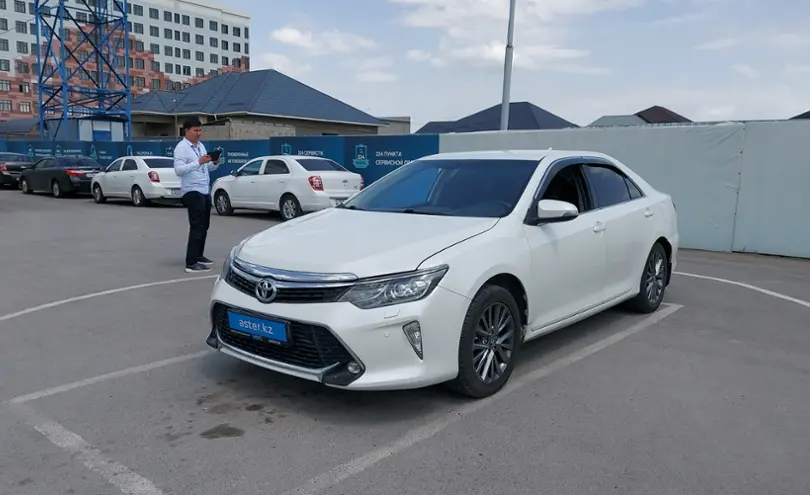 Toyota Camry 2013 года за 9 000 000 тг. в Шымкент