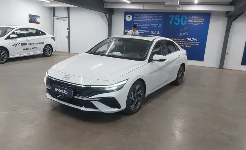 Hyundai Elantra 2024 года за 9 000 000 тг. в Астана