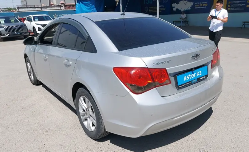 Chevrolet Cruze 2014 года за 3 500 000 тг. в Шымкент фото 4