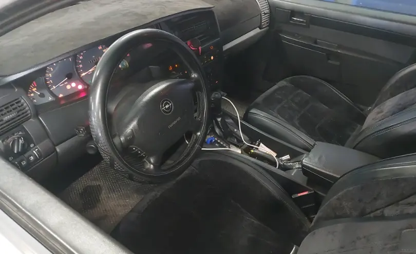 Opel Omega 2002 года за 3 000 000 тг. в Астана фото 5