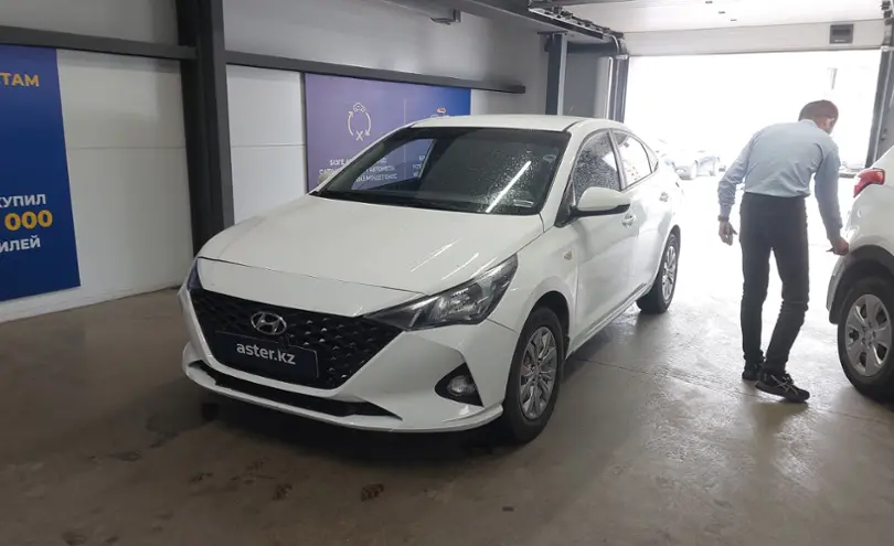 Hyundai Accent 2020 года за 6 000 000 тг. в Астана