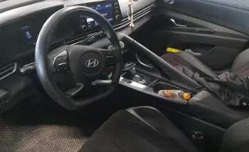Hyundai Elantra 2023 года за 10 000 000 тг. в Астана фото 5