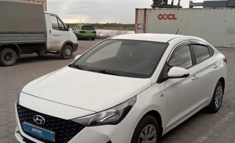 Hyundai Accent 2021 года за 8 250 000 тг. в Караганда
