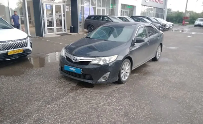 Toyota Camry 2014 года за 8 500 000 тг. в Актобе