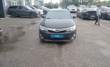 Toyota Camry 2014 года за 8 500 000 тг. в Актобе фото 2