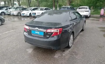 Toyota Camry 2014 года за 8 500 000 тг. в Актобе