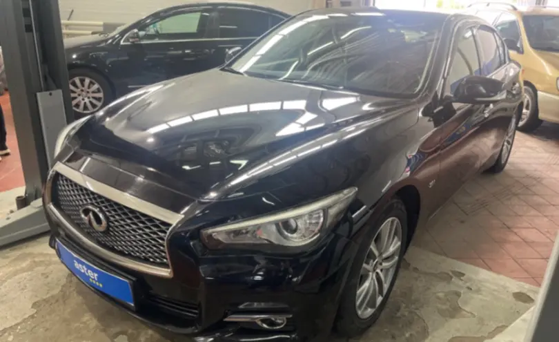 Infiniti Q50 2015 года за 10 500 000 тг. в Астана