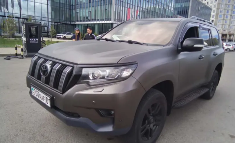 Toyota Land Cruiser Prado 2009 года за 18 000 000 тг. в Астана