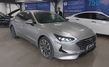 Hyundai Sonata 2021 года за 12 500 000 тг. в Астана фото 2