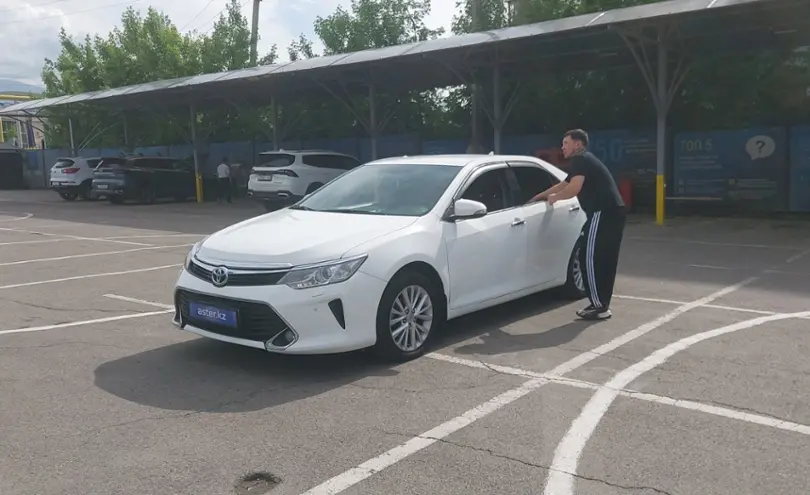 Toyota Camry 2014 года за 11 000 000 тг. в Алматы