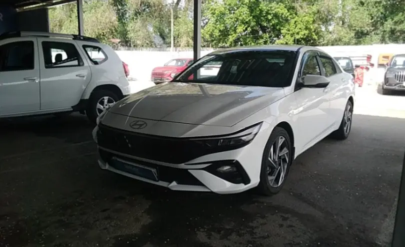 Hyundai Elantra 2023 года за 10 700 000 тг. в Алматы
