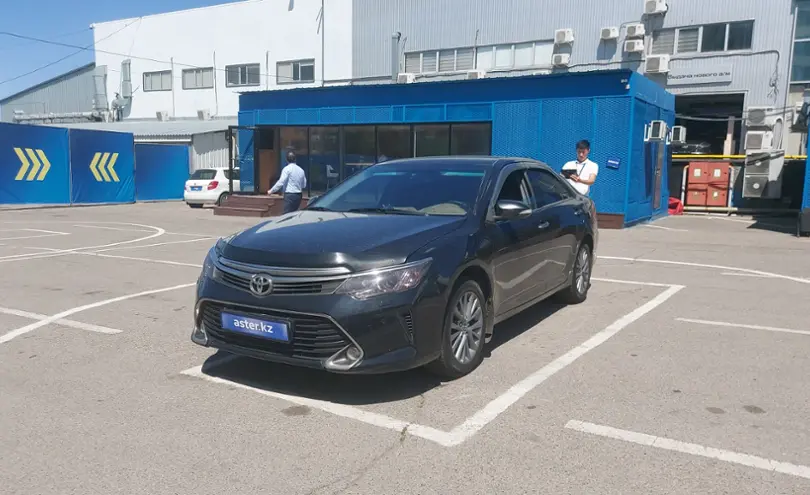 Toyota Camry 2017 года за 11 500 000 тг. в Алматы