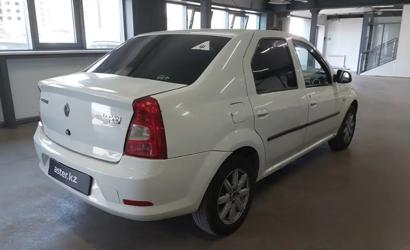 Renault Logan 2014 года за 2 750 000 тг. в Астана фото 3