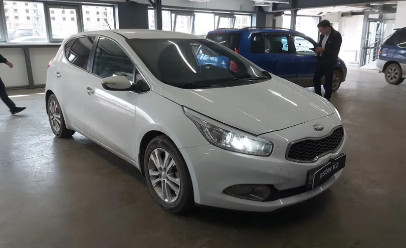 Kia Ceed 2013 года за 5 300 000 тг. в Астана фото 2