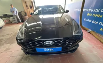Hyundai Sonata 2020 года за 11 600 000 тг. в Астана фото 2