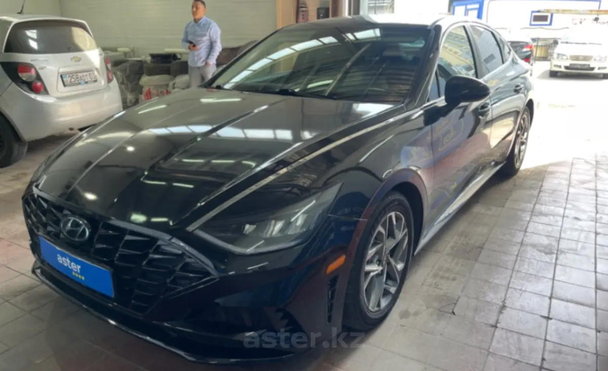 Hyundai Sonata 2020 года за 11 600 000 тг. в Астана