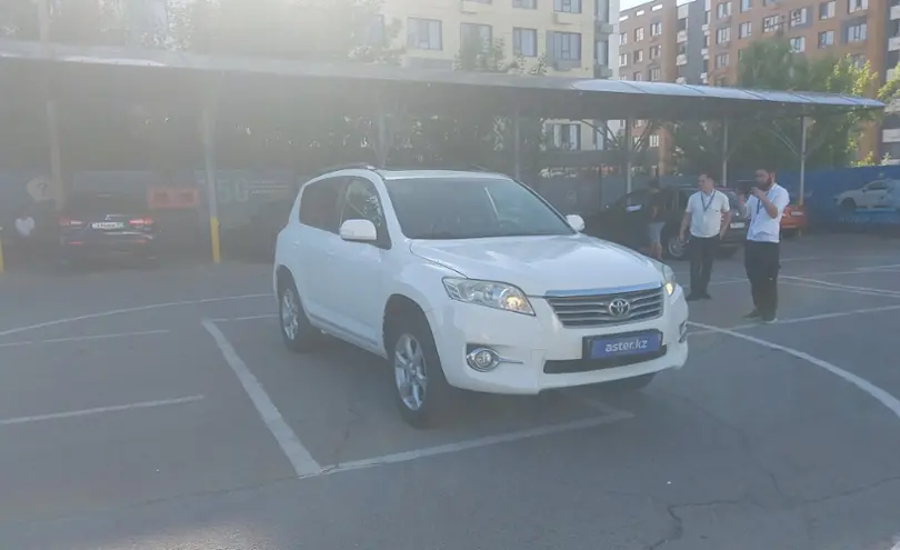 Toyota RAV4 2011 года за 7 100 000 тг. в Алматы фото 2