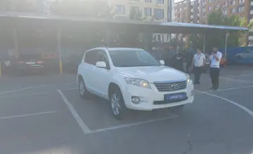 Toyota RAV4 2011 года за 7 000 000 тг. в Алматы фото 2