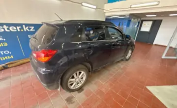 Mitsubishi ASX 2012 года за 6 000 000 тг. в Астана фото 4