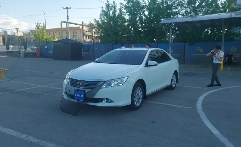 Toyota Camry 2012 года за 7 000 000 тг. в Алматы