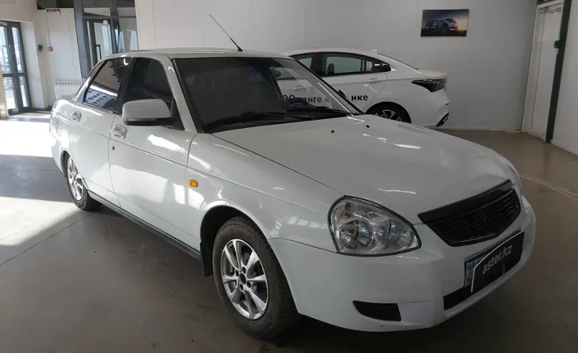 LADA (ВАЗ) Priora 2014 года за 3 000 000 тг. в Астана фото 2