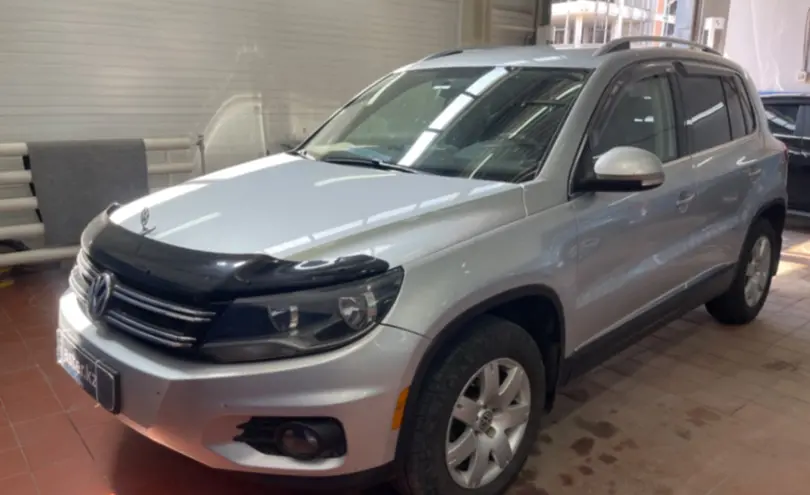 Volkswagen Tiguan 2013 года за 7 500 000 тг. в Астана