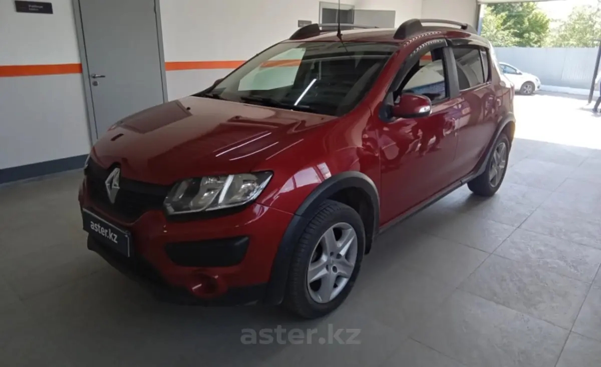 Renault Sandero 2017 года за 5 300 000 тг. в Уральск