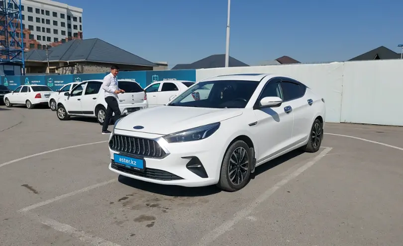 JAC J7 2023 года за 7 500 000 тг. в Шымкент