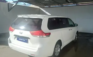 Toyota Sienna 2013 года за 11 000 000 тг. в Кызылорда