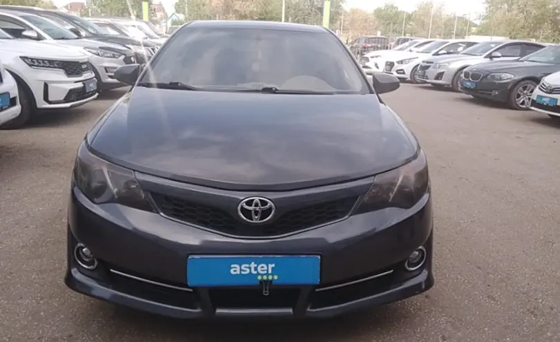 Toyota Camry 2012 года за 9 000 000 тг. в Актобе фото 2