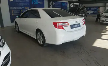 Toyota Camry 2014 года за 7 500 000 тг. в Астана фото 4