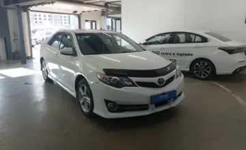 Toyota Camry 2014 года за 7 500 000 тг. в Астана фото 2