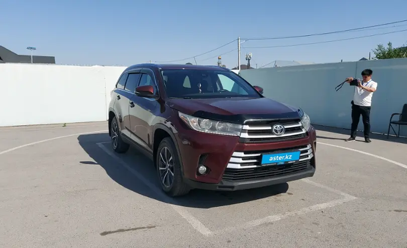 Toyota Highlander 2019 года за 18 000 000 тг. в Шымкент фото 2