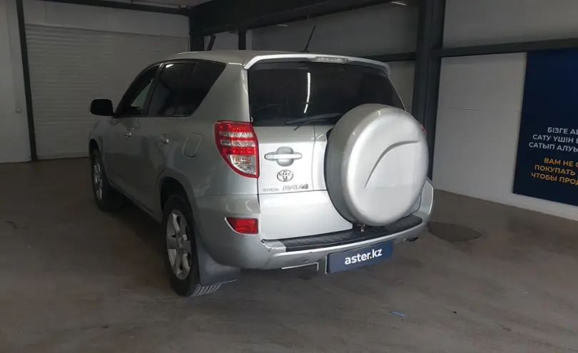 Toyota RAV4 2012 года за 8 500 000 тг. в Астана фото 4