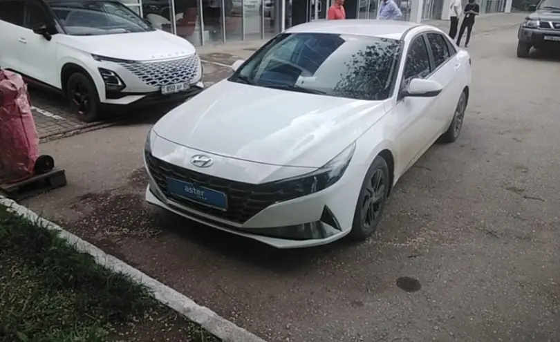 Hyundai Elantra 2021 года за 8 000 000 тг. в Актобе