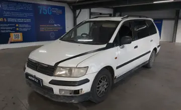 Mitsubishi Chariot 1999 года за 1 900 000 тг. в Астана фото 1