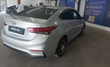 Hyundai Accent 2017 года за 6 000 000 тг. в Астана фото 3