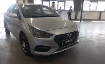 Hyundai Accent 2017 года за 6 000 000 тг. в Астана фото 2