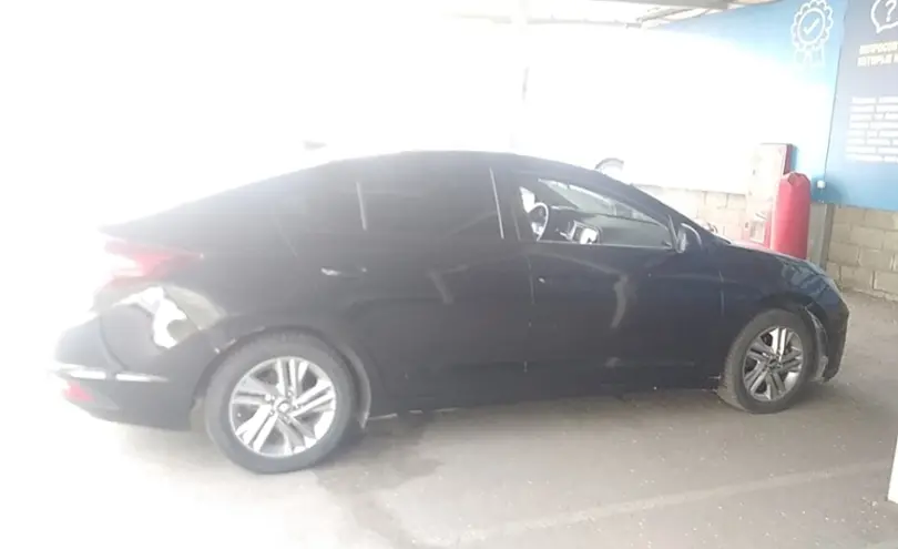 Hyundai Elantra 2018 года за 7 500 000 тг. в Алматы фото 4